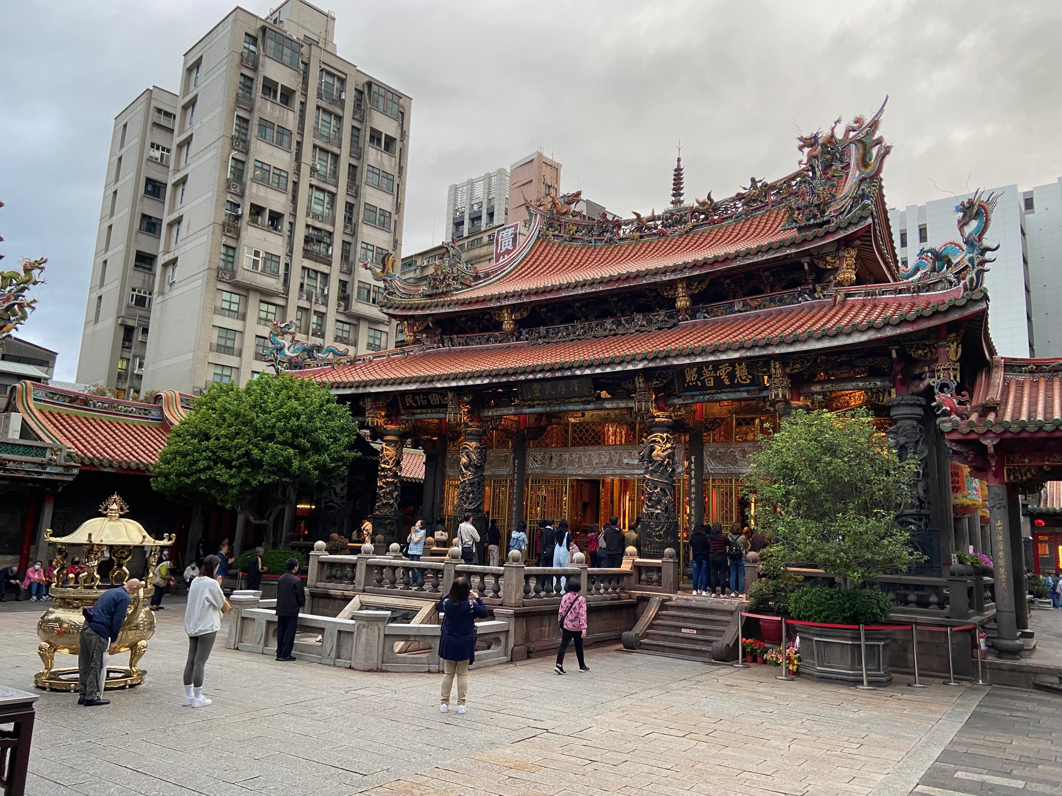 Inside Longshan Temple.