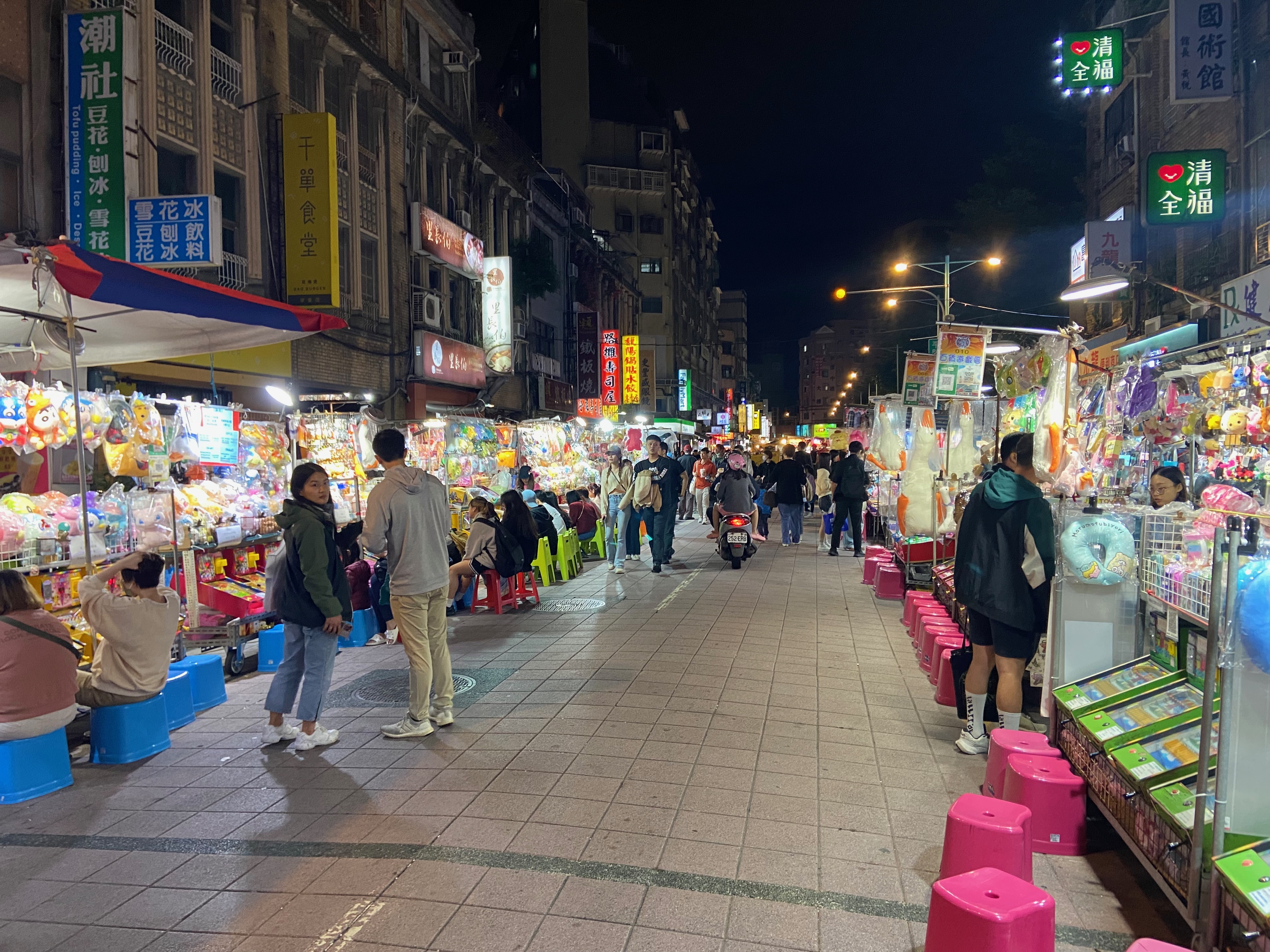 Game stalls at Ningxia.