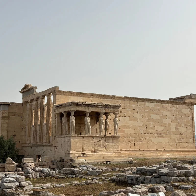 Erechtheion.