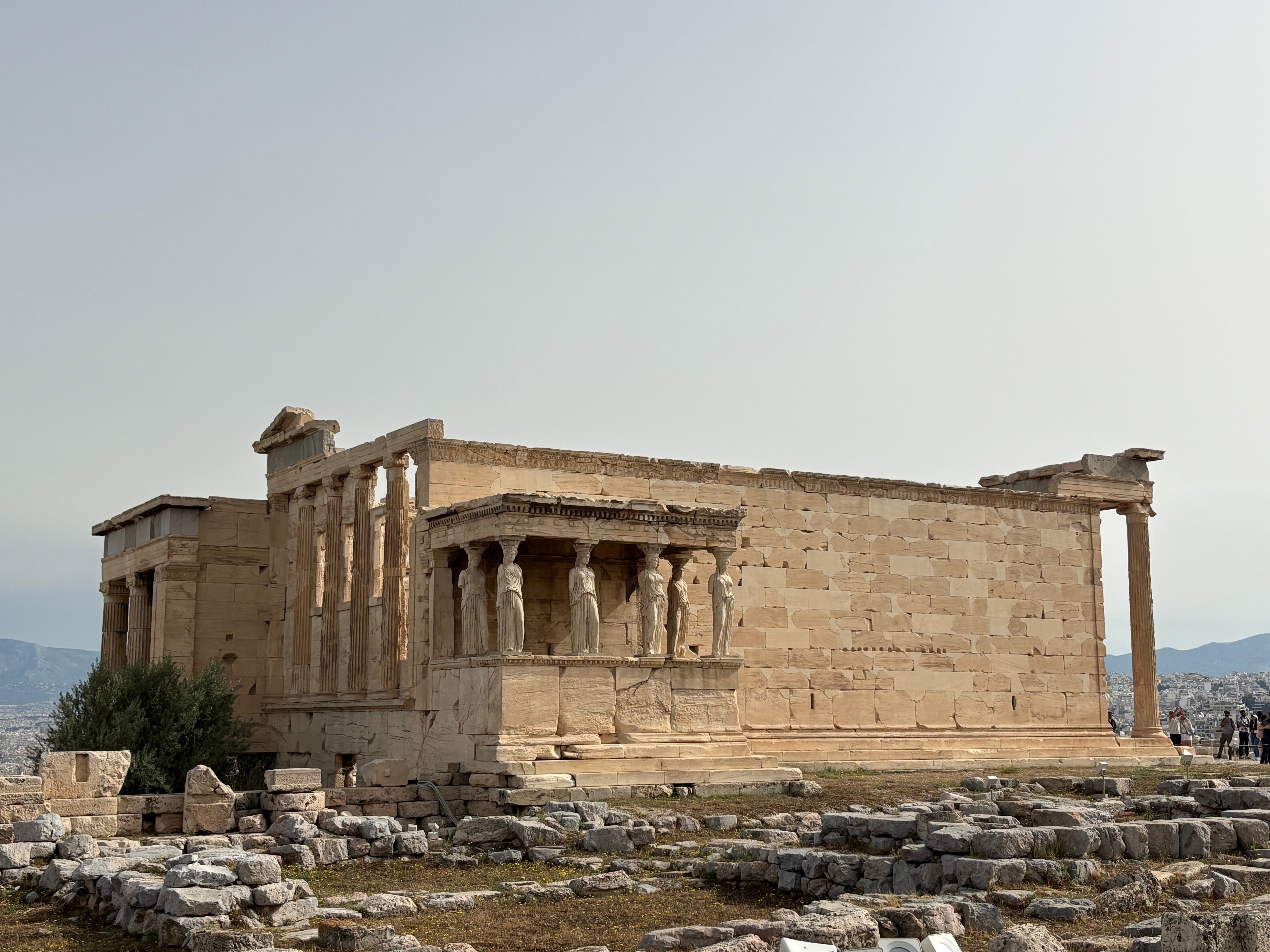 Erechtheion.