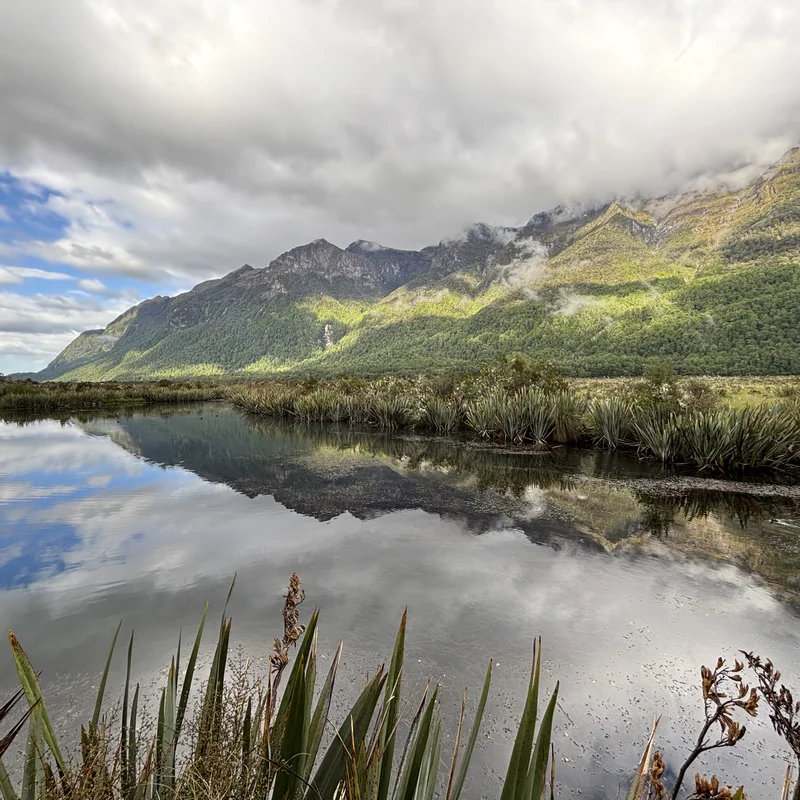 Mirror Lakes, Picture 2.
