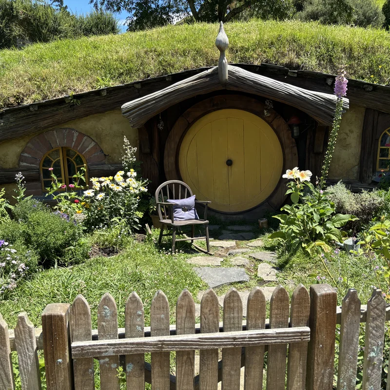 hobitton, Picture 1.