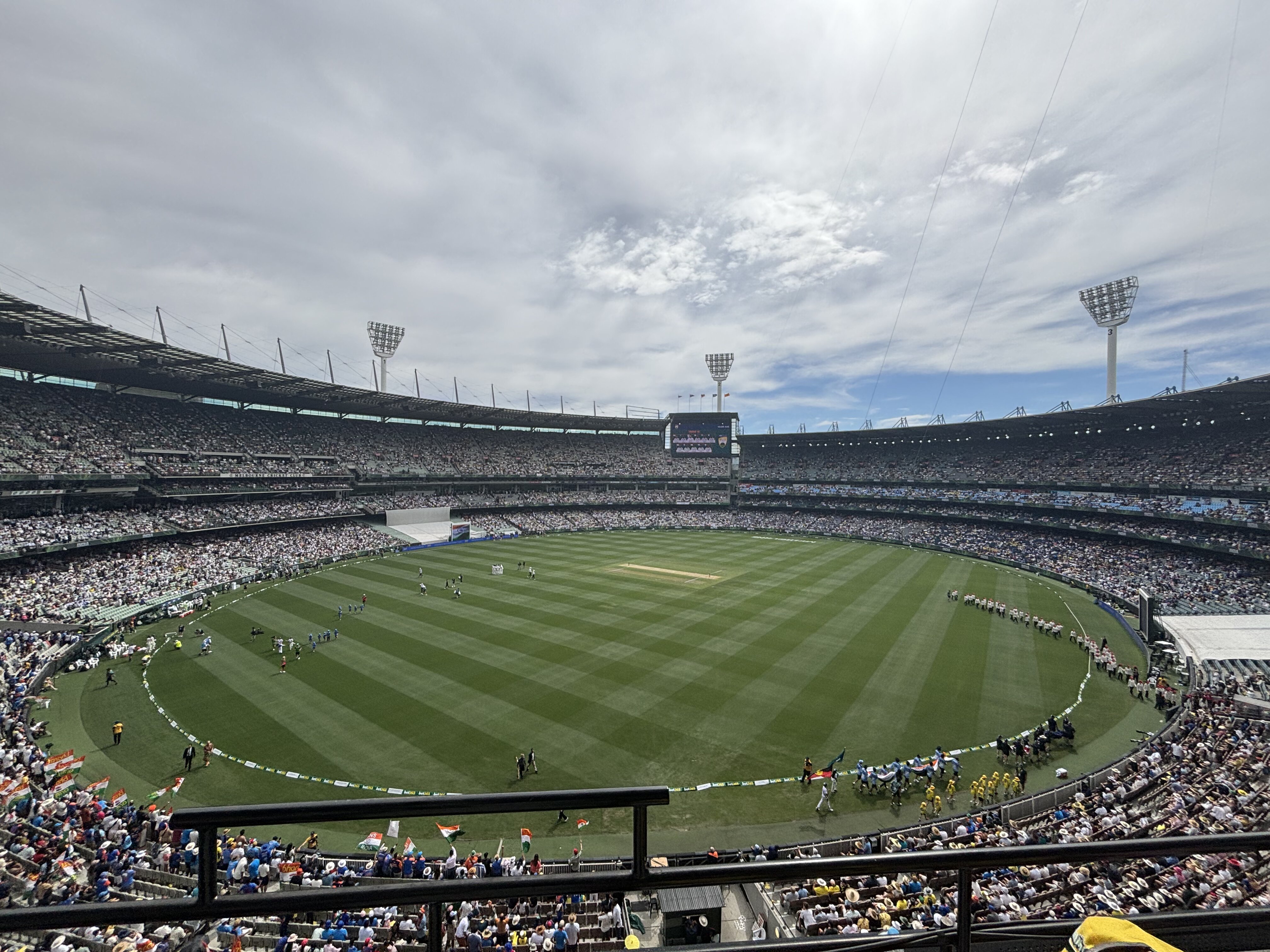 MCG, Picture 2.