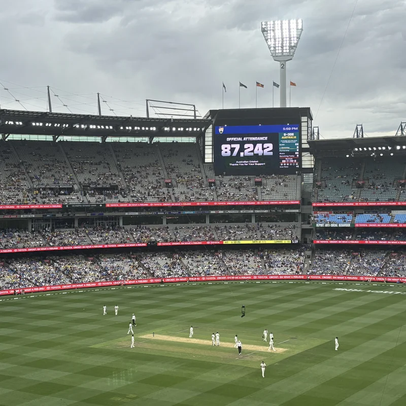 MCG, Picture 4.