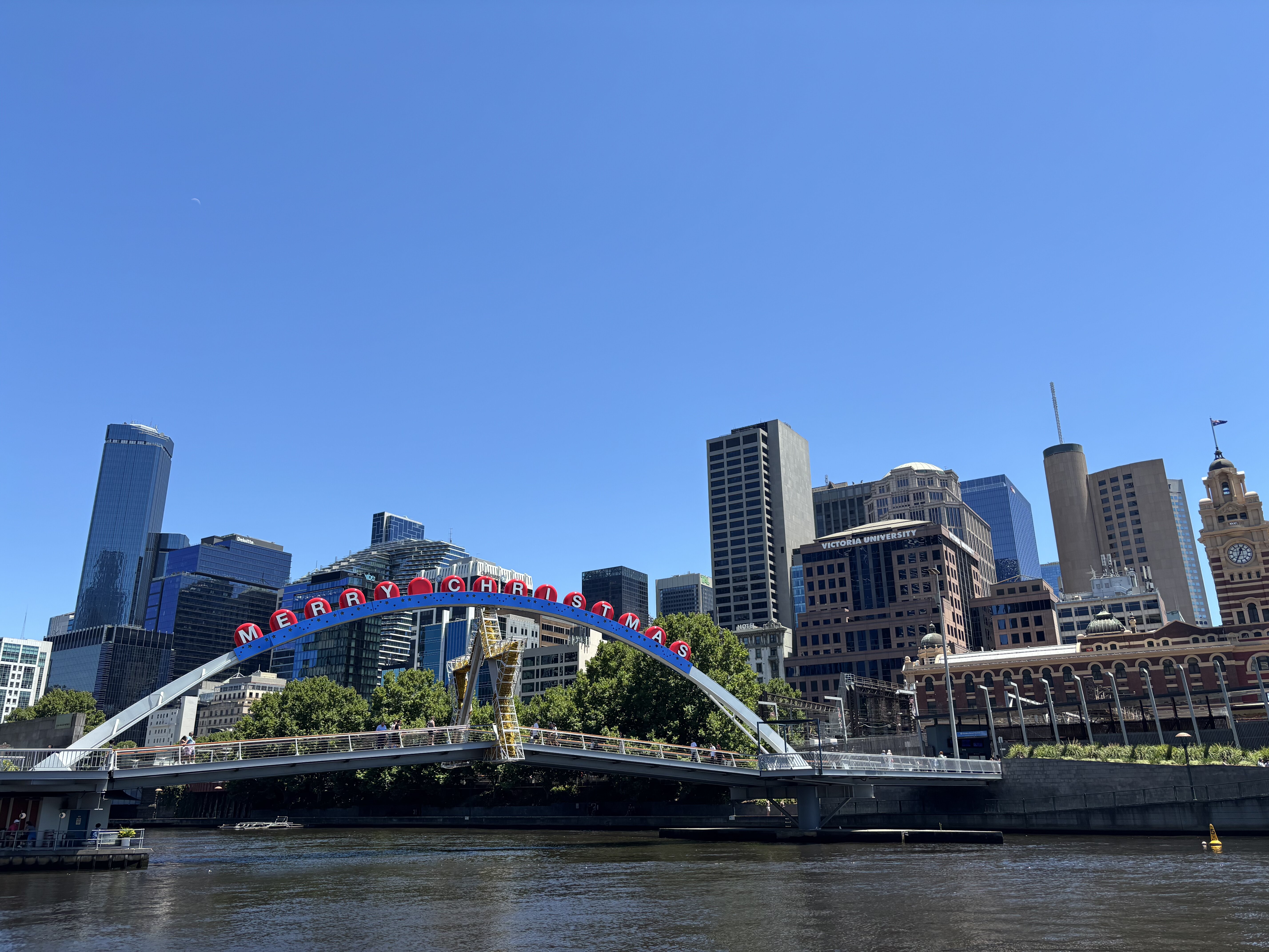 Melbourne Skyline.
