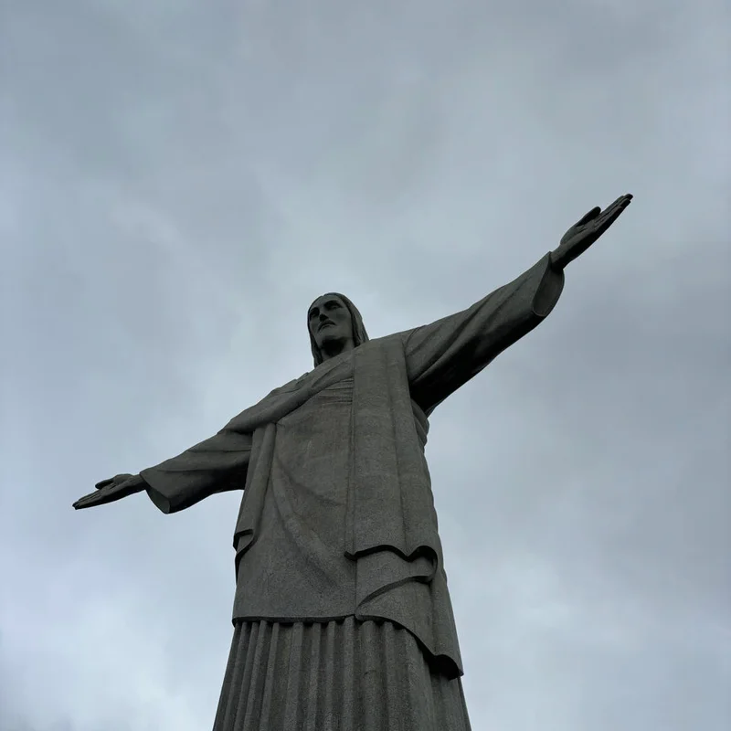 A view of Christ the Reedemer 3.